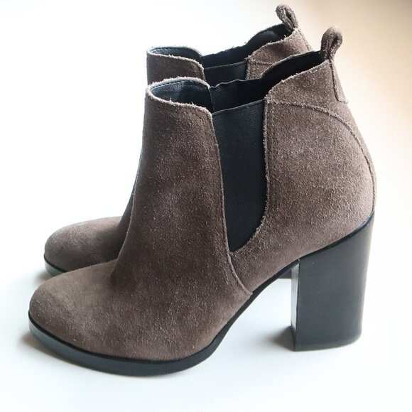 Marc Fisher Taupe Suede Leather Block Heel Ankle Boots / Booties - Picture 13 of 15